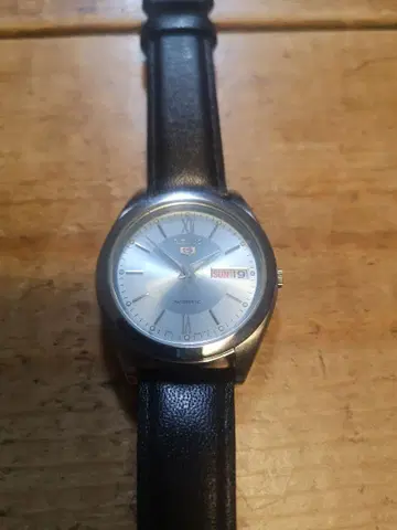 SEIKO 5 자동 시계
