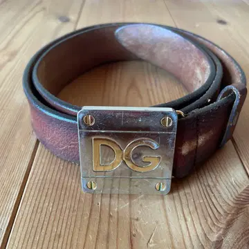 D&G 브라운 가죽 벨트