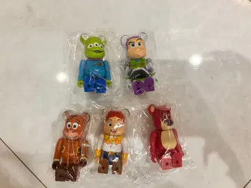 베어브릭 100% 토이 스토리