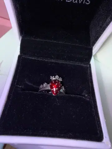 Justin Davis STRAWBERRY SWITCH BLADE