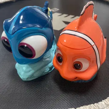 니모와 도리 소품함