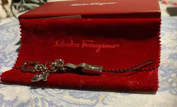 새상품급 Salvatore Ferragamo 키홀더/키링 미사용품