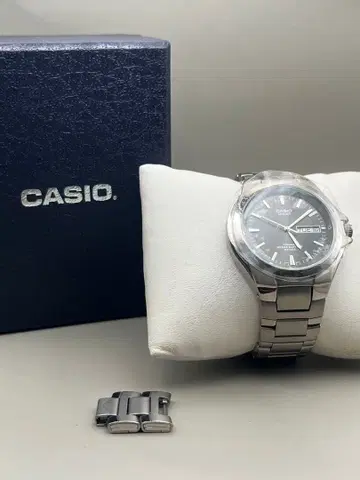 CASIO 쿼츠 손목시계 블랙