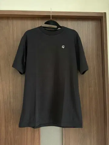 TaylorMade 골프 풍경 티셔츠 블랙