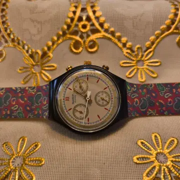 Swatch 80년대 빈티지 페이즐리 크로노그래프 블랙 케이스