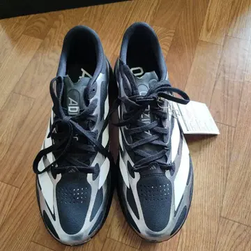ADIZERO EVO SL EXO M 28.5 사이즈
