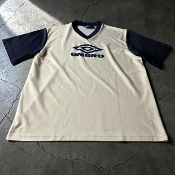90s 올드 UMBRO 엄브로 로고 아이보리 올 패턴 프린트 축구 셔츠