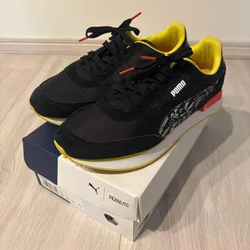 PUMA 스누피 콜라보 Future Rider Peanuts 380483