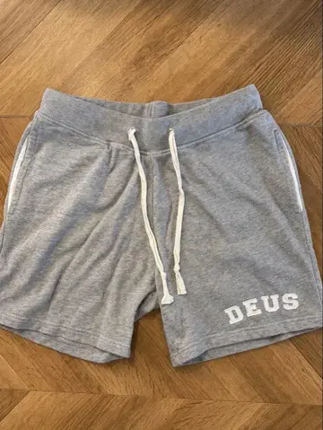 DEUS 맨투맨 숏팬츠 S 사이즈