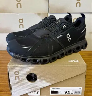 On Cloud 6 WP 방수 러닝화 27.5cm 새상품
