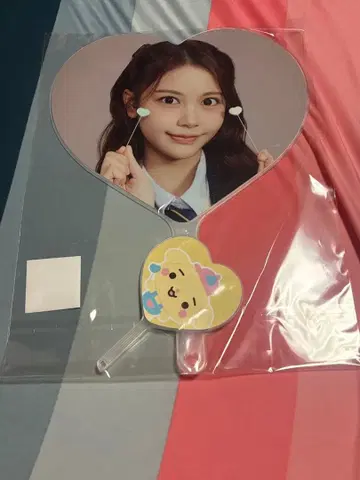 hearts2hearts 카르멘 팬미팅 펜미팅 부채
