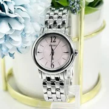 SEIKO 세이코 Disney 신데렐라 lk 루키아 쿼츠 손목시계