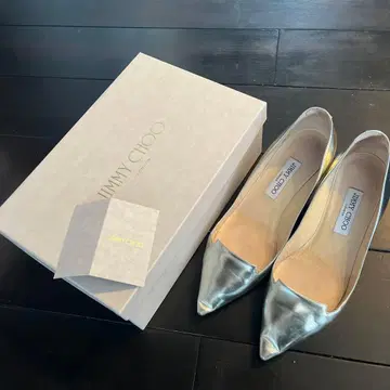 JIMMY CHOO 실버 펌프스 사이즈 39 1/2