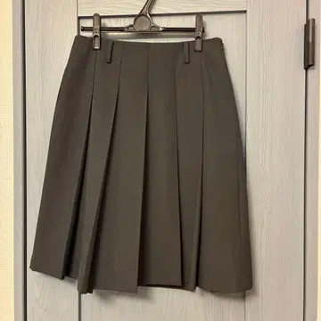 무신사 스탠다드 플리츠 스커트