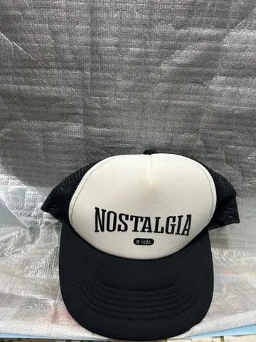 w-inds. Nostalgia 메쉬 캡 금 테이프 덤