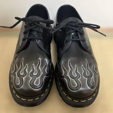 닥터마틴 1461 INFERNO UK5