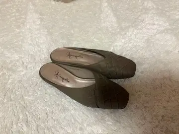 긴자 카네마츠 그레이지 샌들 뮬 23cm