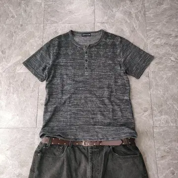 archive heather henley short sleeve tee
