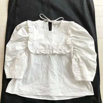 새상품급 yori 요리 미니 퍼프 블라우스 퍼프 슬리브 프릴 세탁 가능