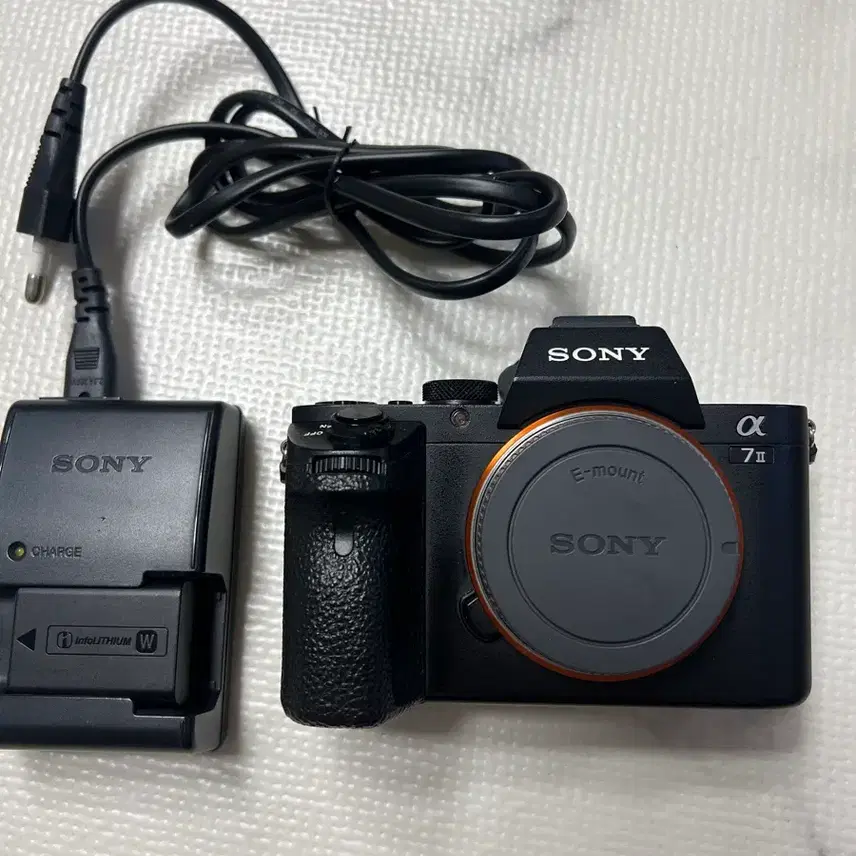 소니 A7m2 미러리스 카메라