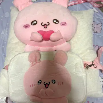 러블리즈 뿅치 숄더백 2점