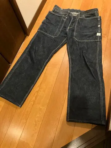 사사프라스 폴 리프 팬츠 L
