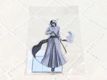 BLEACH LAM 콜라보 아크릴 스탠드 우르키오라 시파