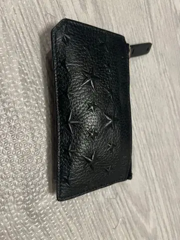 JIMMY CHOO 블랙 스타 엠보싱 가죽 코인 케이스