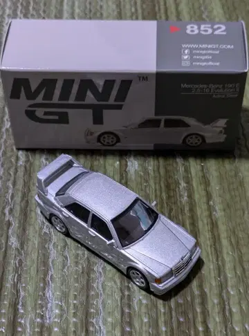 MINI GT 벤츠 190E 2.5-16 에볼루션 II