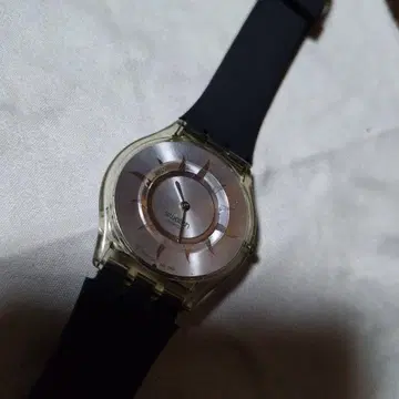 2004년 제조 Swatch 스킨 실버 블랙 쿼츠