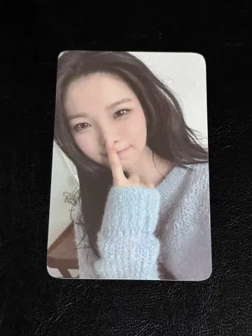 지홍 fromis_9 Now Tomorrow 후디 트레이딩 카드