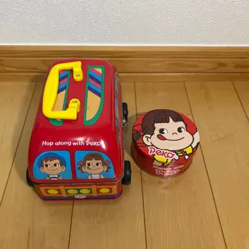 페코짱 버스 모양 틴