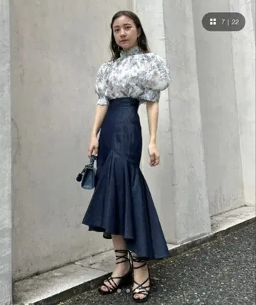 하이웨이스트 헴 볼륨 스커트 snidel