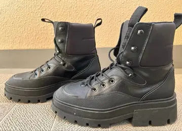 ZARA 레이스업 부츠 인기 모델 38size