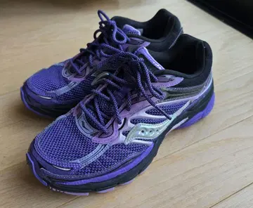 Saucony 오리지널 스니커즈 보라색/블랙 ProGrid Omni 9