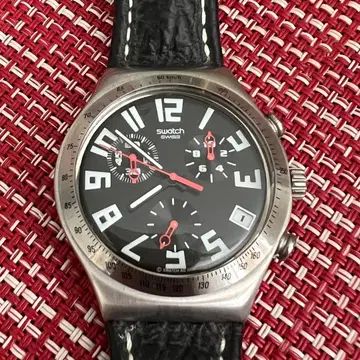 새상품급 스와치 SWATCH 아이러니 블랙 크로노 가죽 벨트
