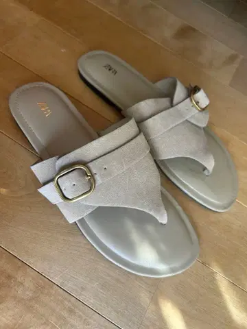 ZARA 40 (26cm) 베이지 플립플랍