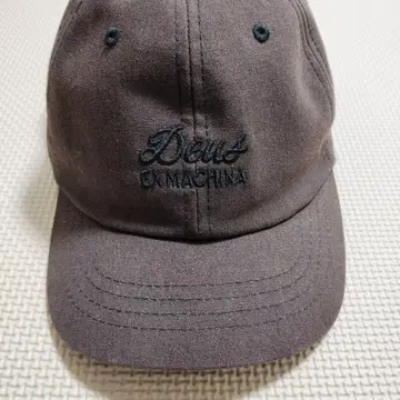 DEUS 브라운 캡