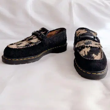 새상품급 Dr. Martens 로퍼 송치 에이드리안 스너플 29