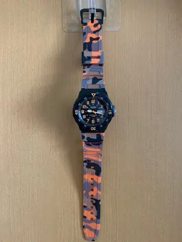 새상품급 작동 중 CASIO MRW-200H 손목시계