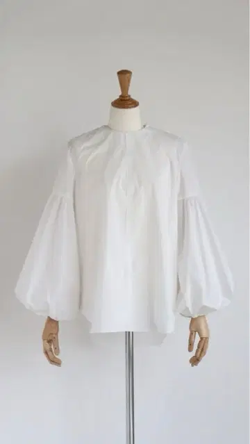 걸리시 girlish 파프리카 블라우스