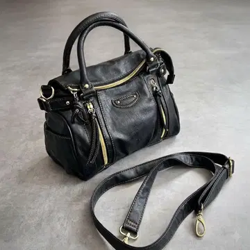 Y2K archive gimmick shoulder hand bag