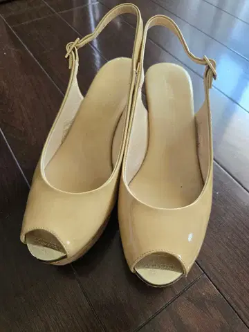 JIMMY CHOO 샌들
