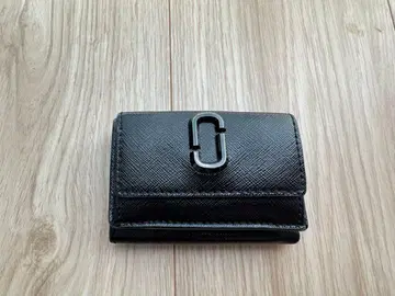 마크제이콥스 블랙 3단 폴더형 지갑