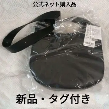 유니클로 가죽 터치 원 핸들 백