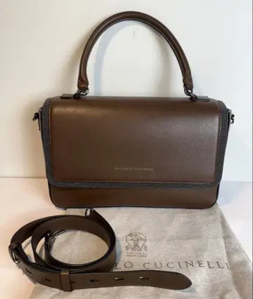 새상품급 BRUNELLO CUCINELLI 브루넬로쿠치넬리 숄더백