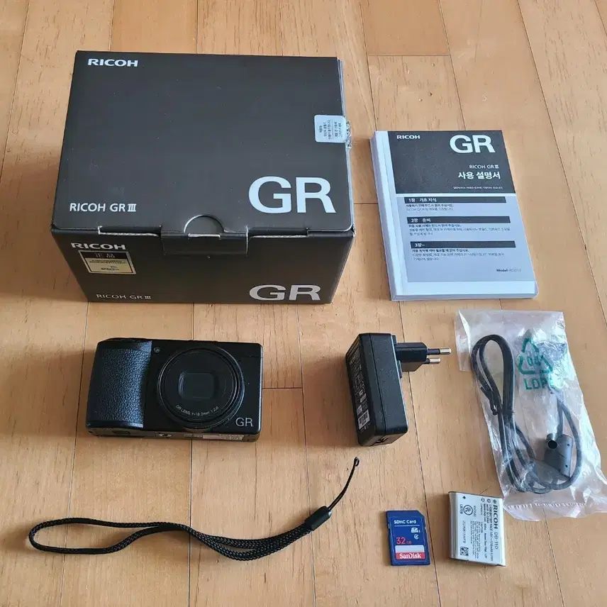 리코 GR3 GRIII 풀박스 (1천 미만, 바로 사용, 직거래 네고)