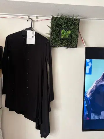새상품 요지 야마모토 비대칭 블랙 긴팔 셔츠