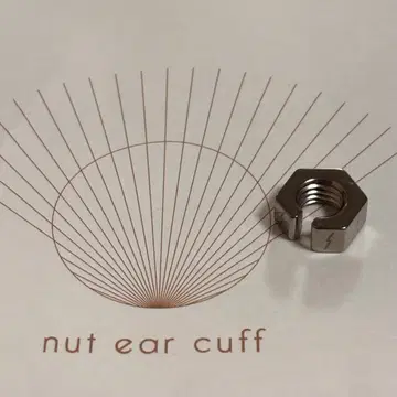 시이나 링고 이어커프 nut ear cuff 굿즈 당대회