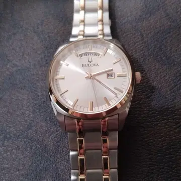 시계 Bulova 배터리 교환 후 작동 확인 후 발송합니다